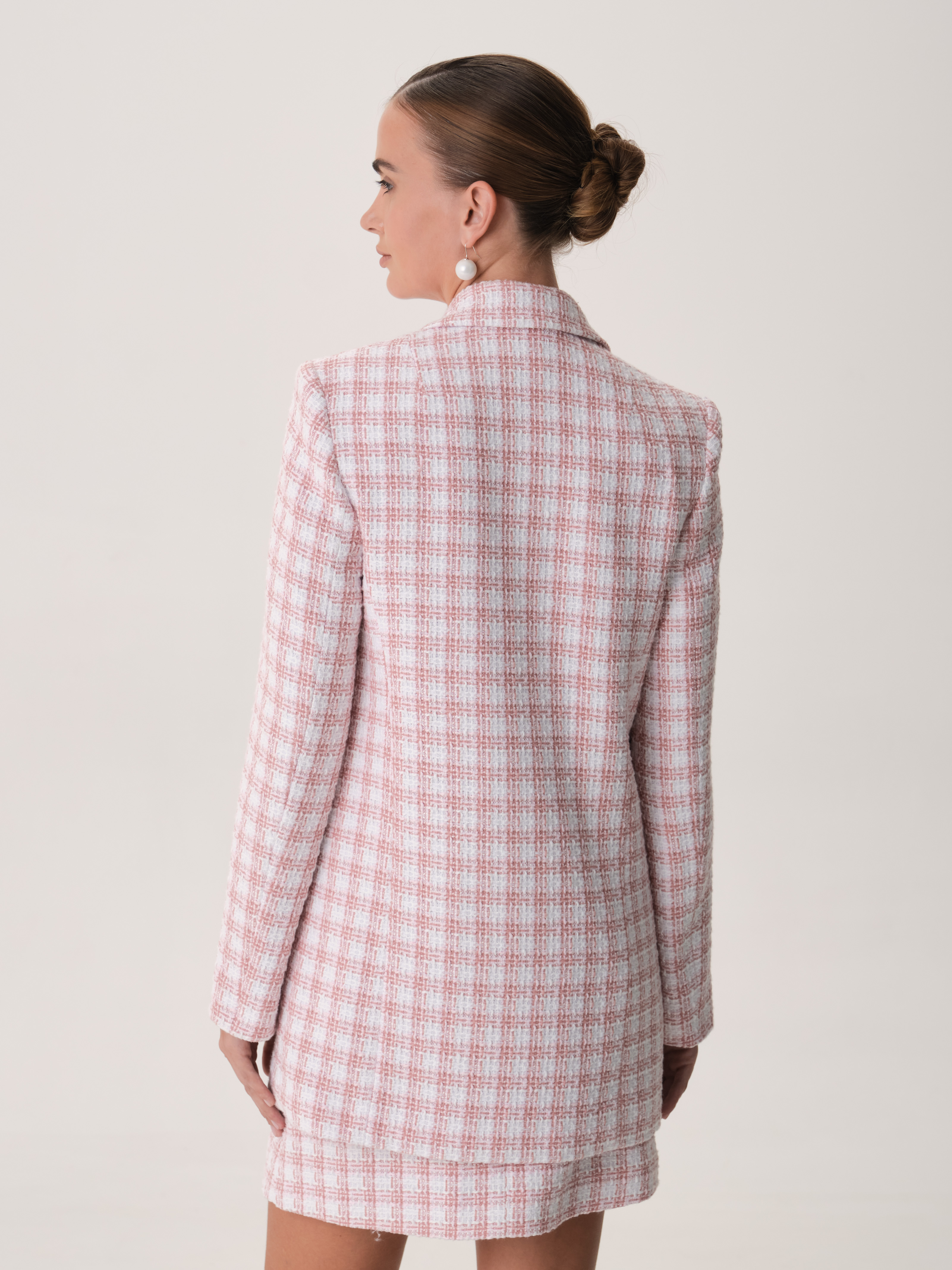 40.961.9897.459.1 Жакет