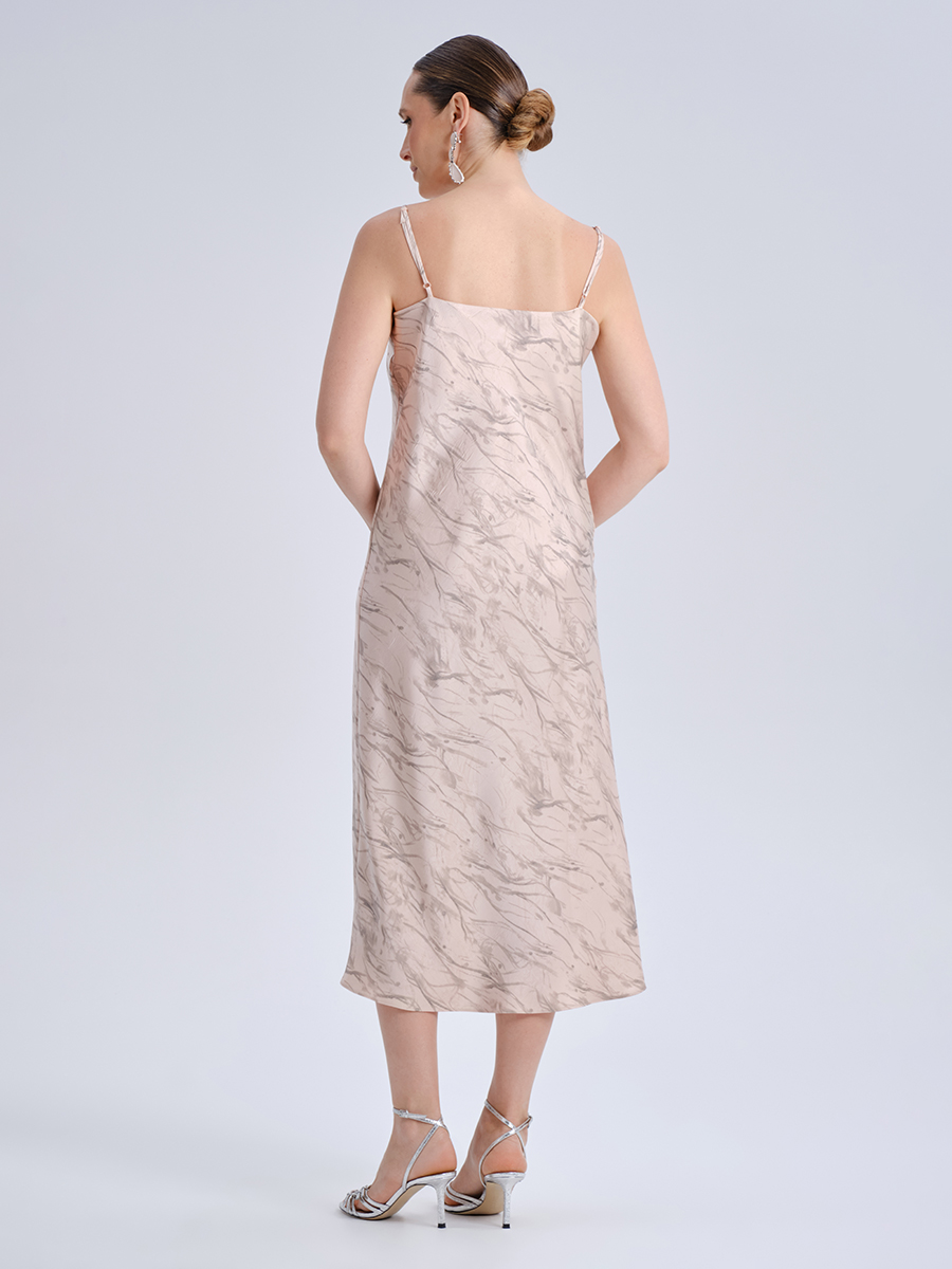 61.823.3254.696.1 Сарафан