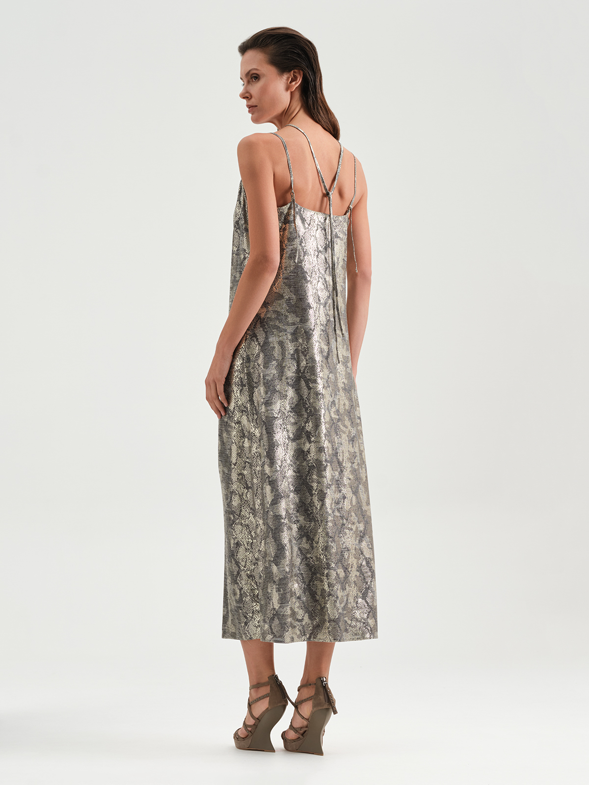 64.033.6097.790.1 Платье трикотажное