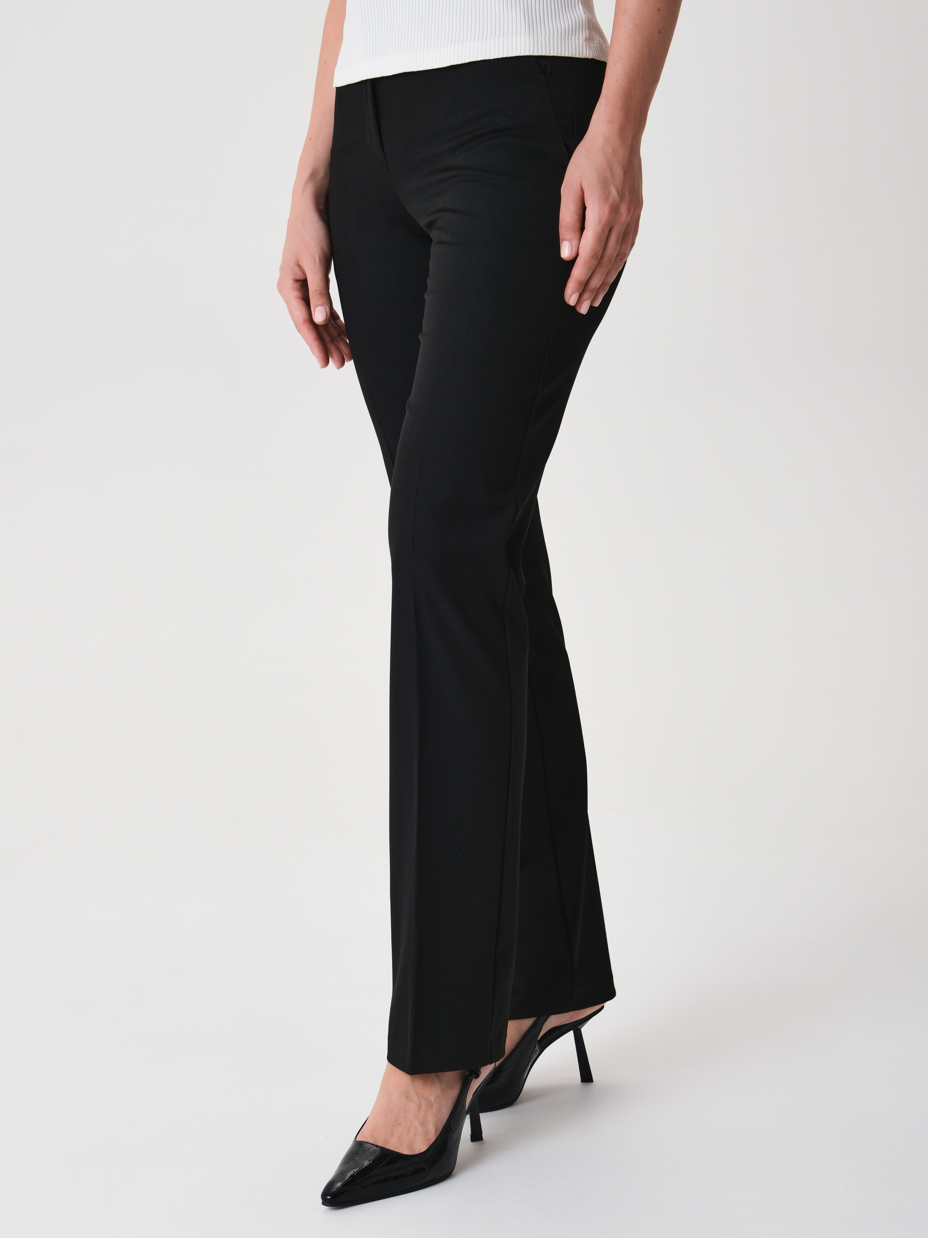 00.899.0911.001.1 Брюки