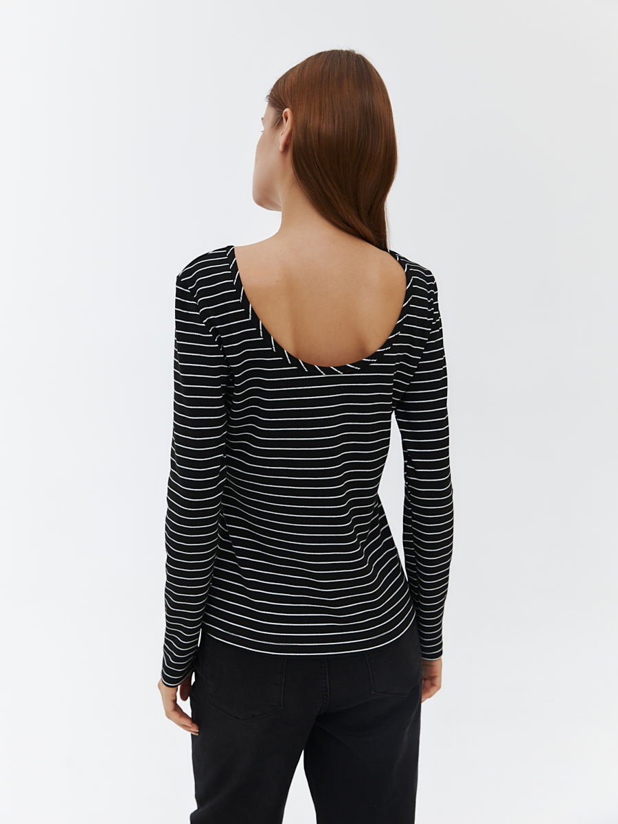 72.777.6042.201.1 Лонгслив