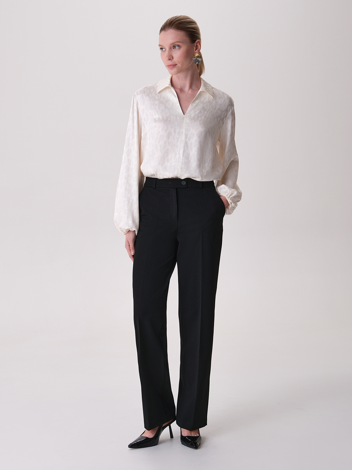 00.895.0901.001.4 Брюки