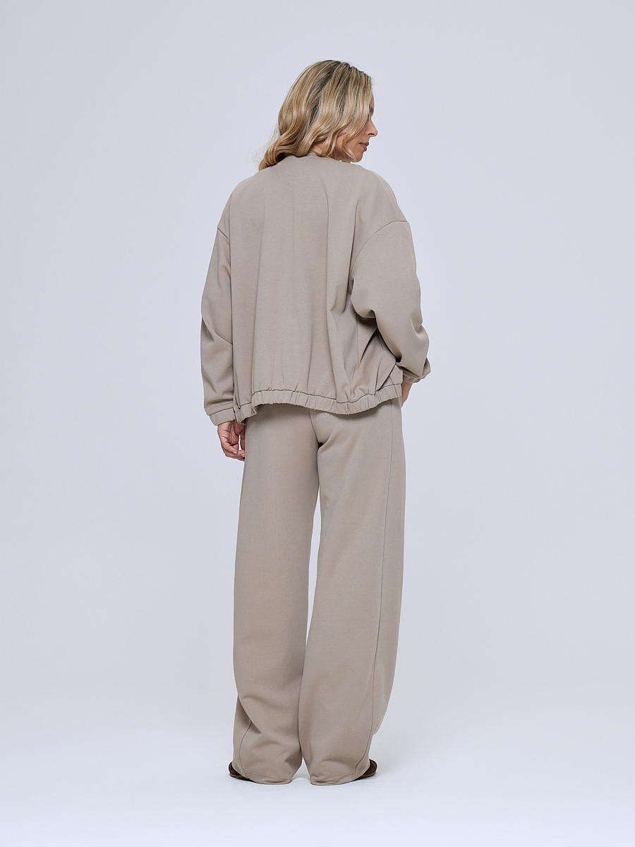 45.376.6701.097.7 Бомбер