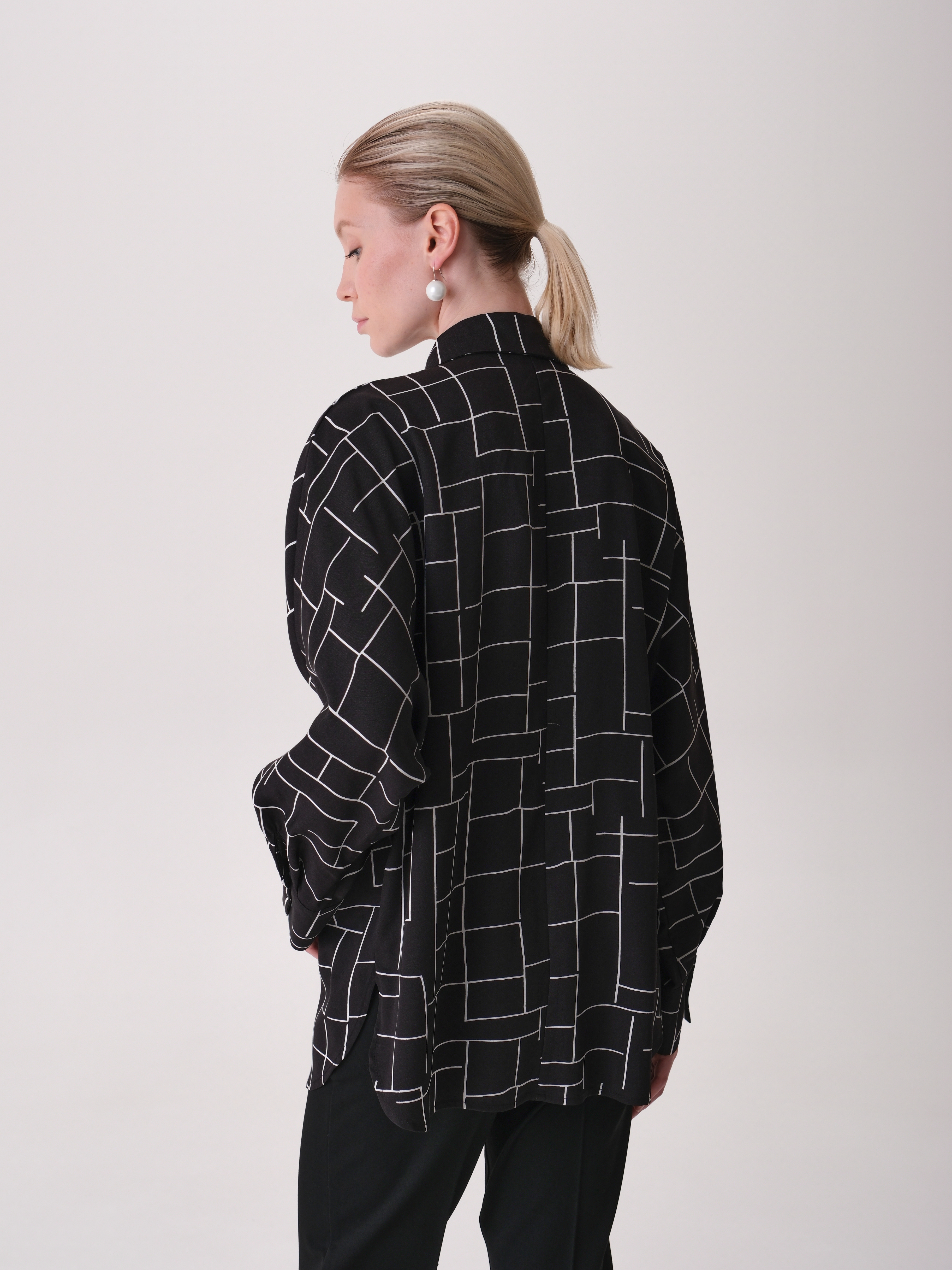 50.179.9176.603.1 Блуза