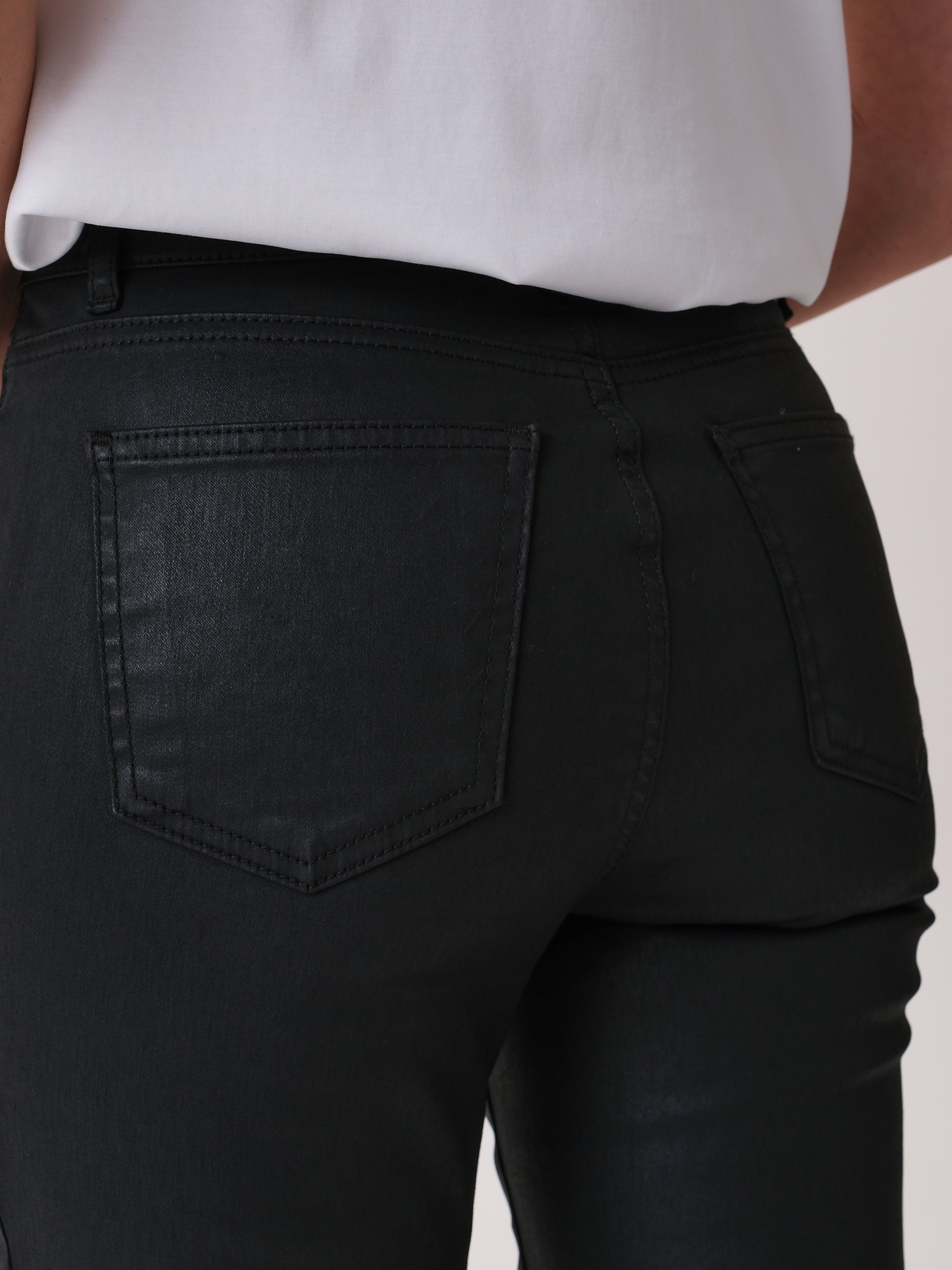 19.689.9188.001.0 Джинсы 9/10