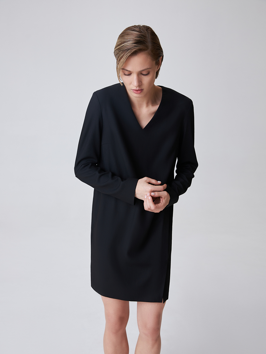 60.844.9130.001.1 Платье