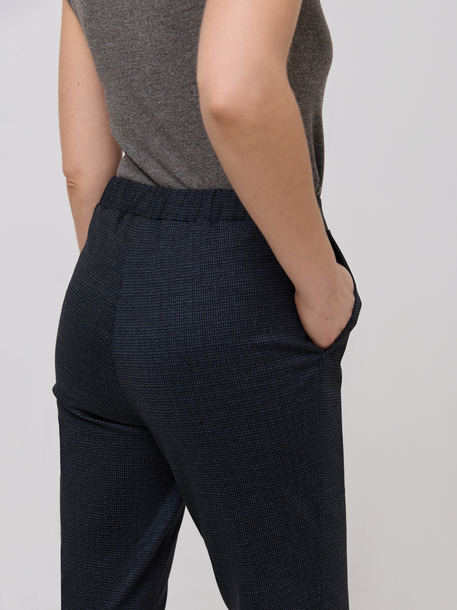 04.090.6843.525.1 Трикотажные брюки