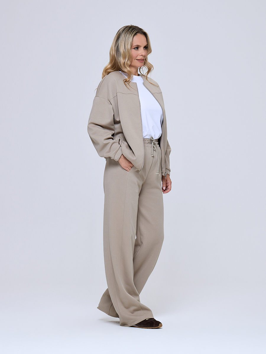 45.376.6701.097.7 Бомбер