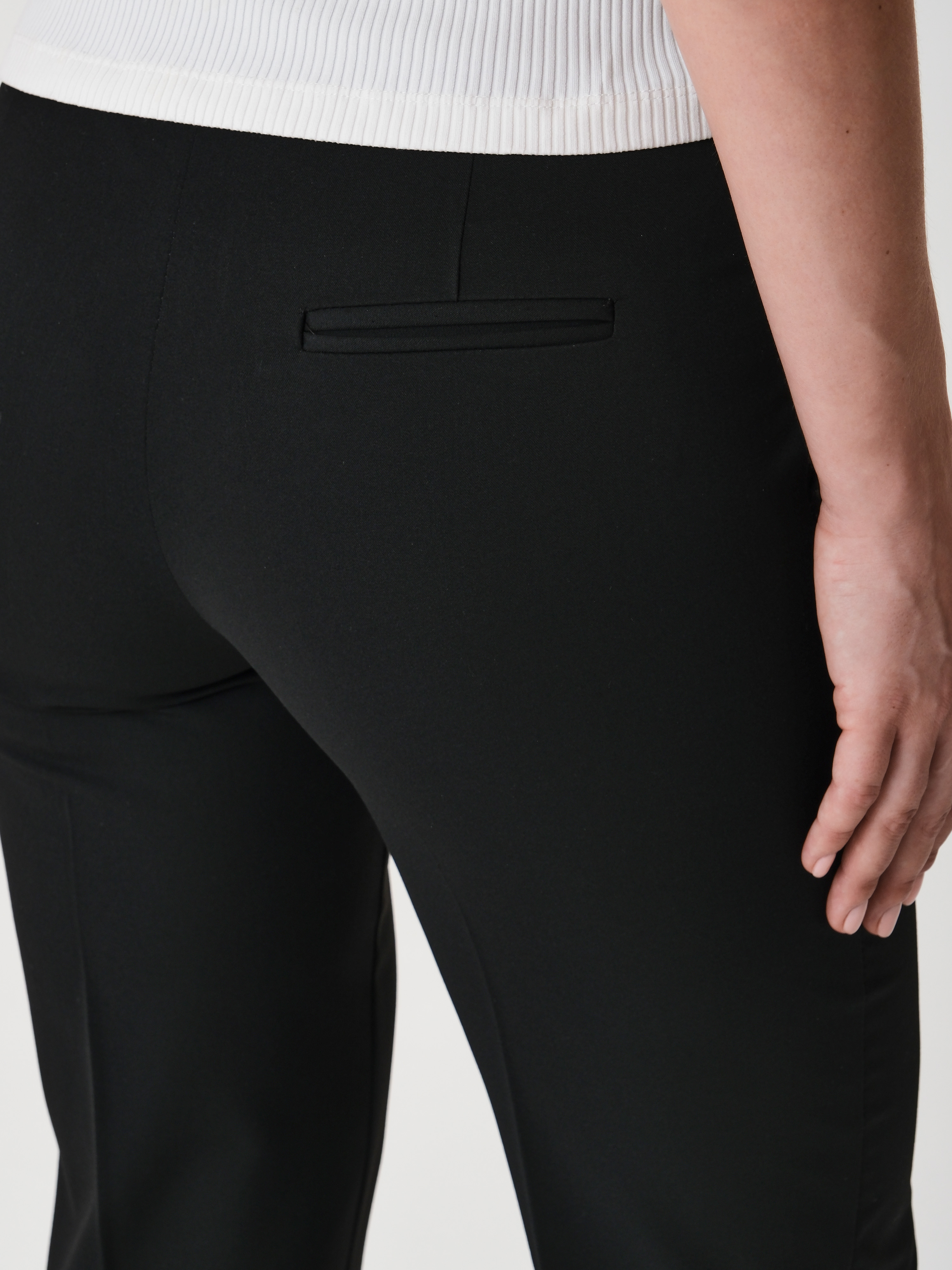 00.899.0911.001.1 Брюки