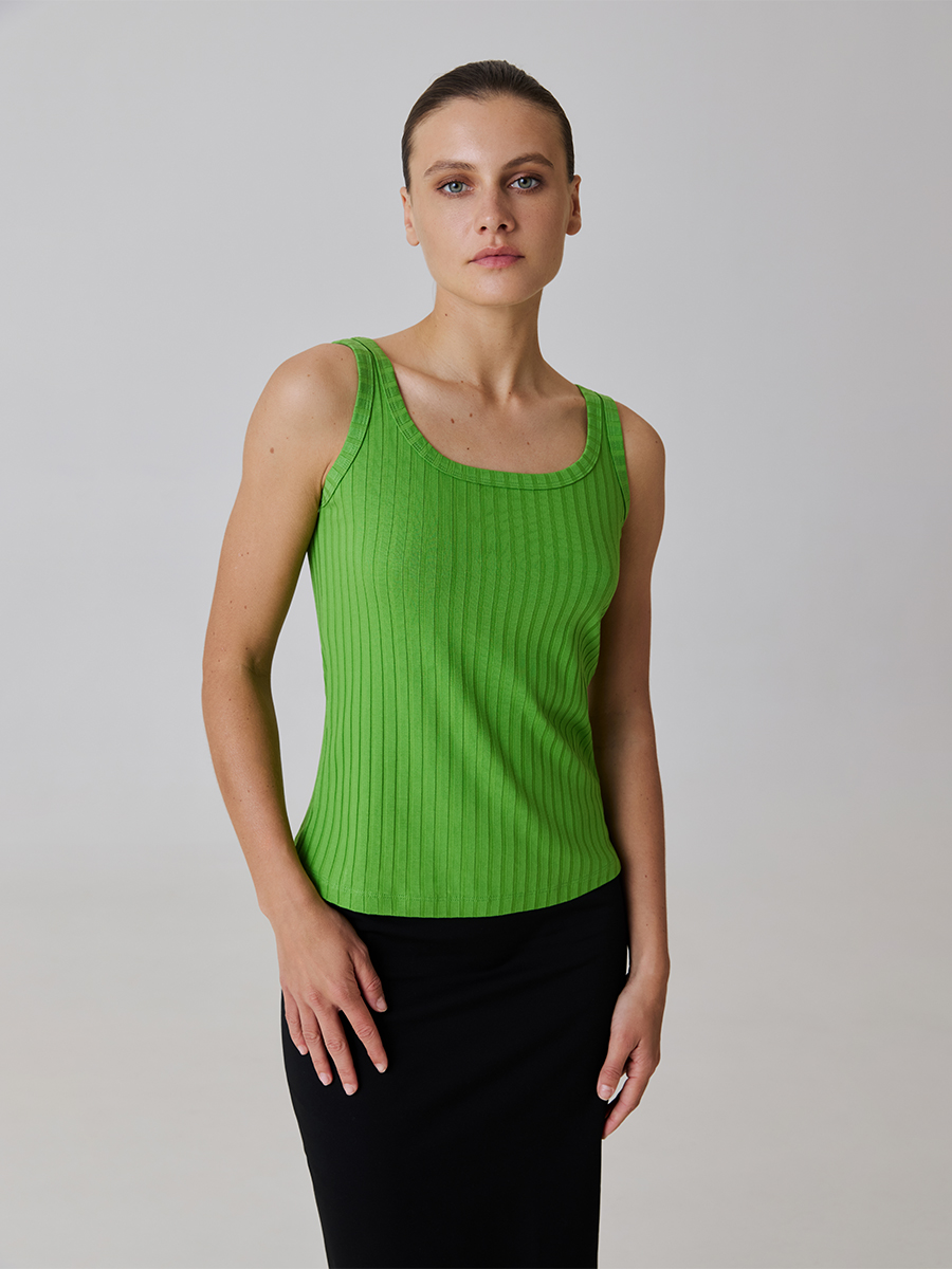 78.756.6038.011.1 Топ- майка