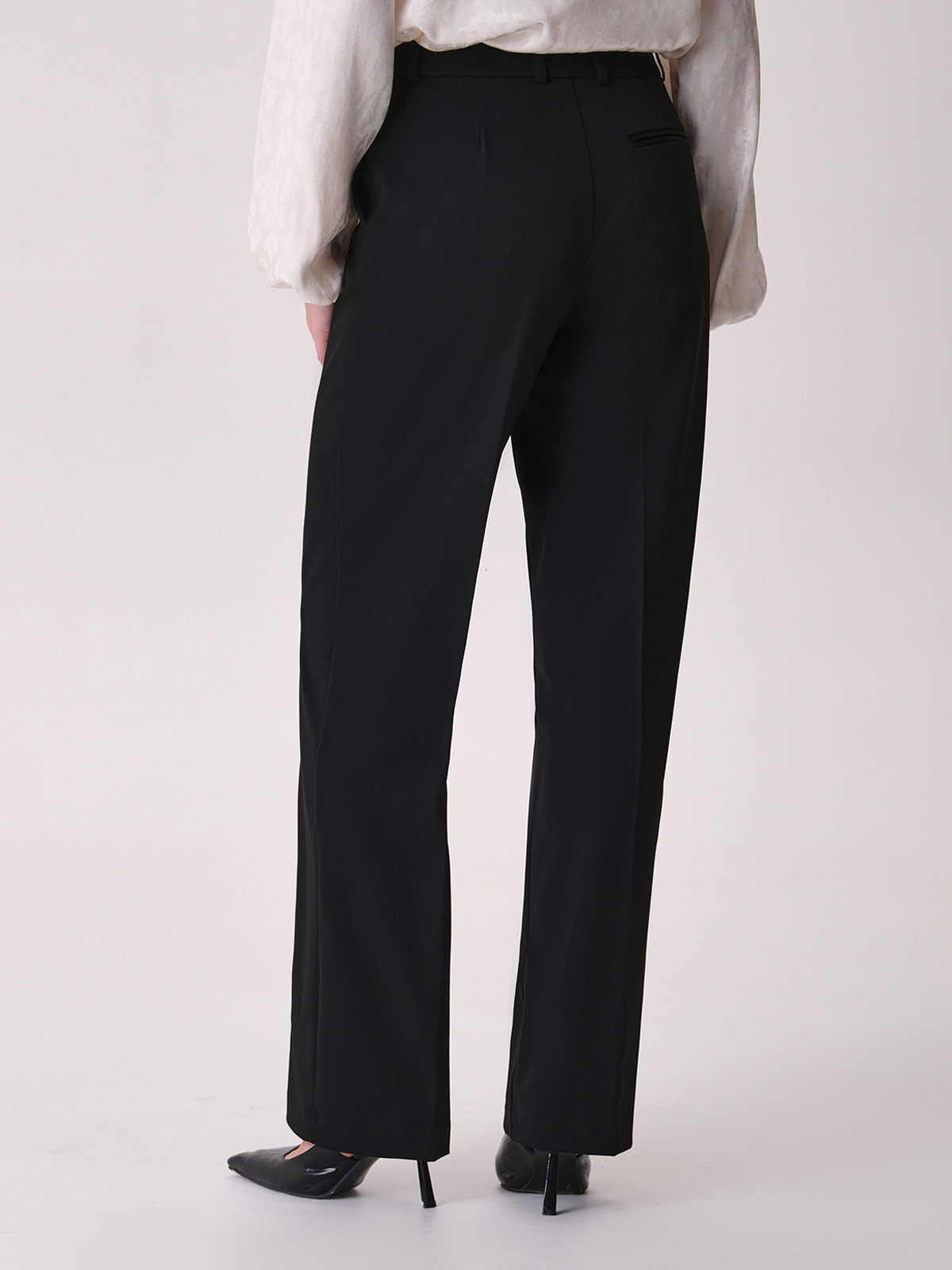 00.895.0901.001.4 Брюки