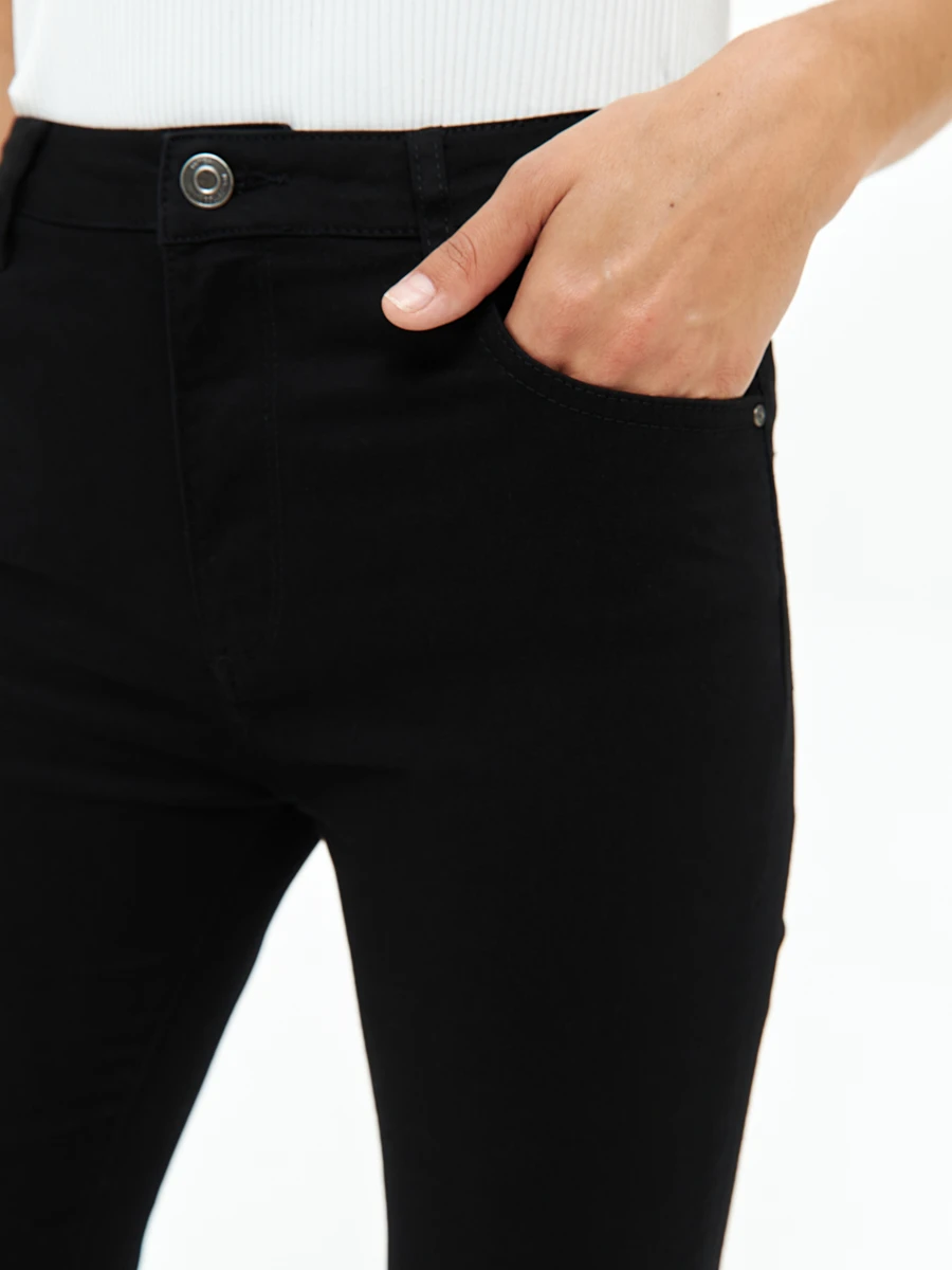 01.675.9186.001.0 Джинсы 01.675.9186.001.0 Джинсы