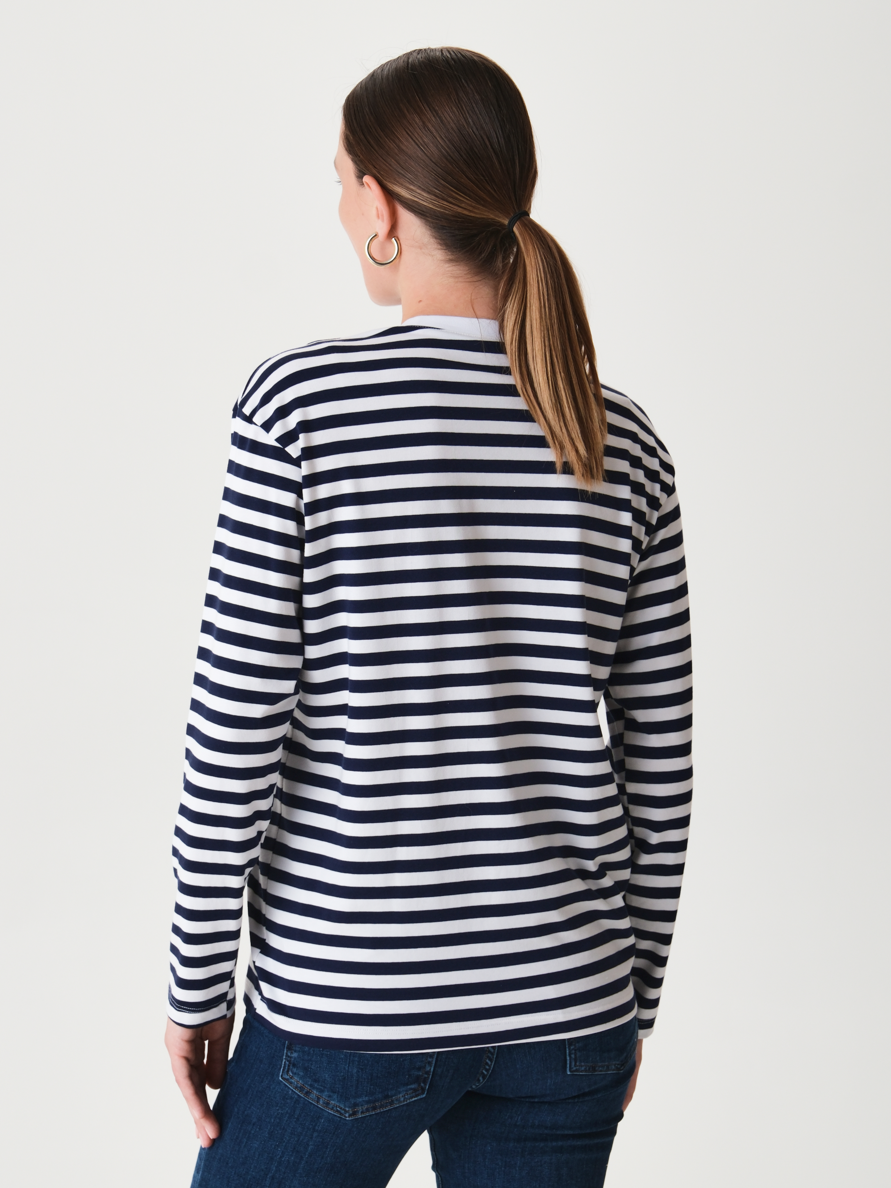 72.941.6085.229.1 Лонгслив