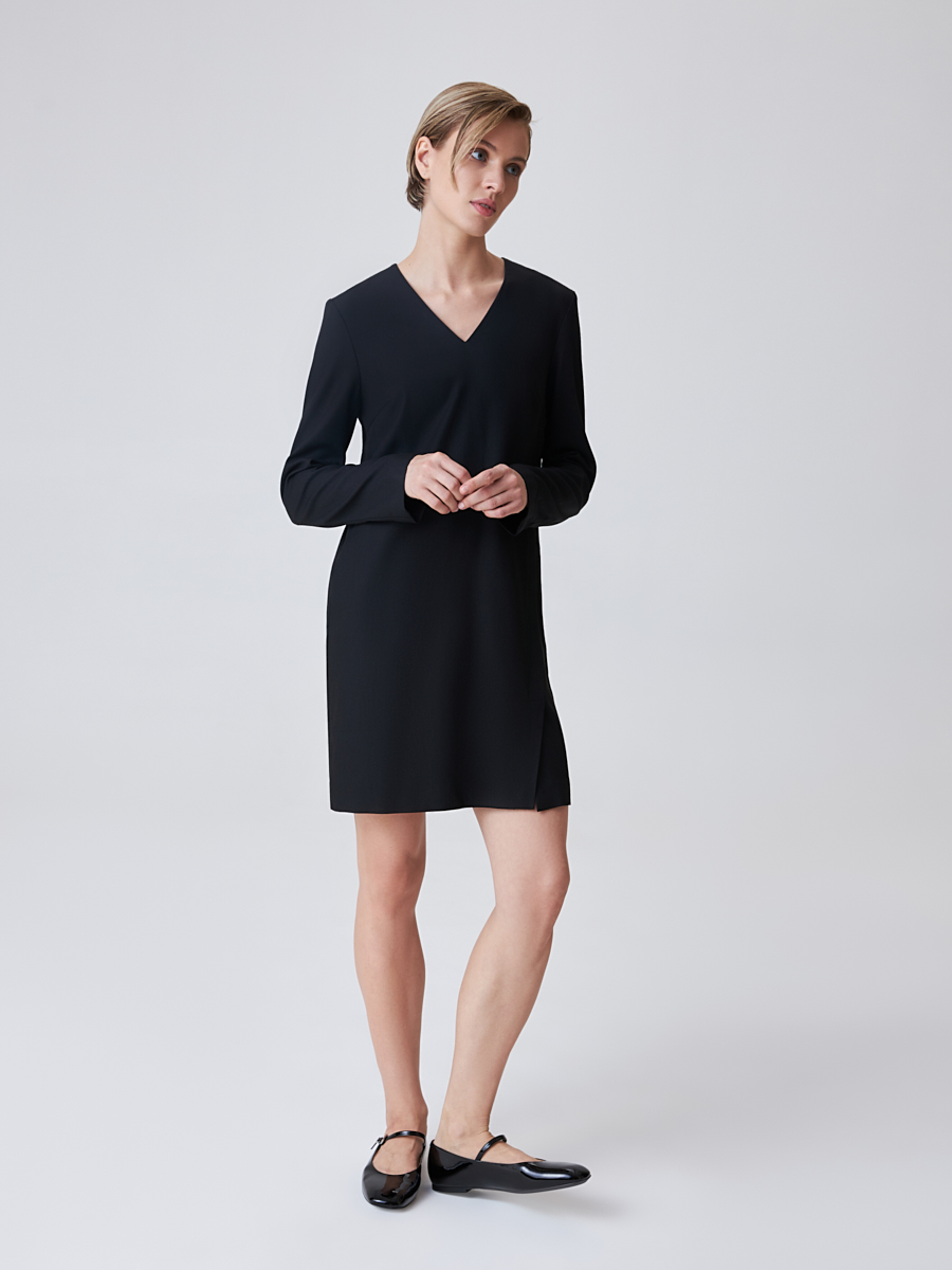 60.844.9130.001.1 Платье