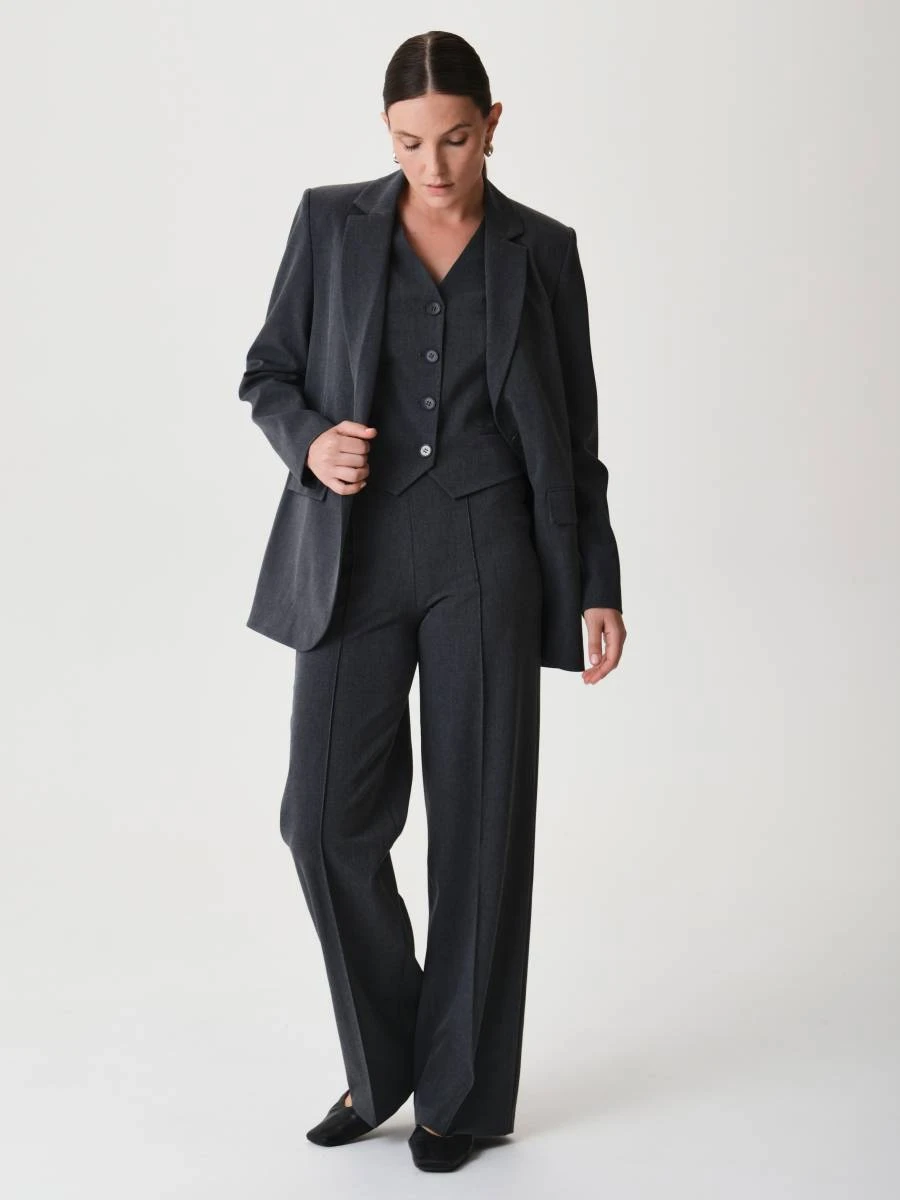 Однобортный oversize жакет Однобортный oversize жакет
