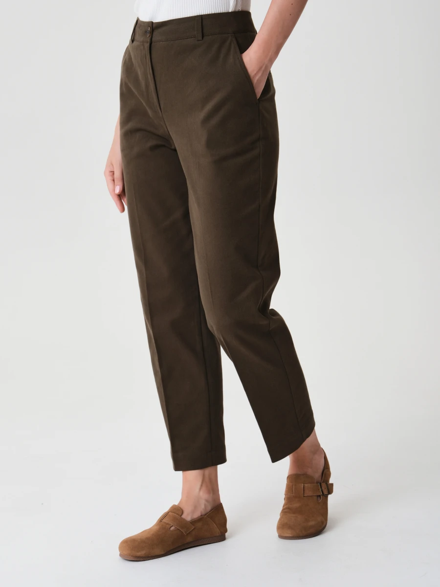 Укороченные брюки со стрелками Укороченные брюки со стрелками