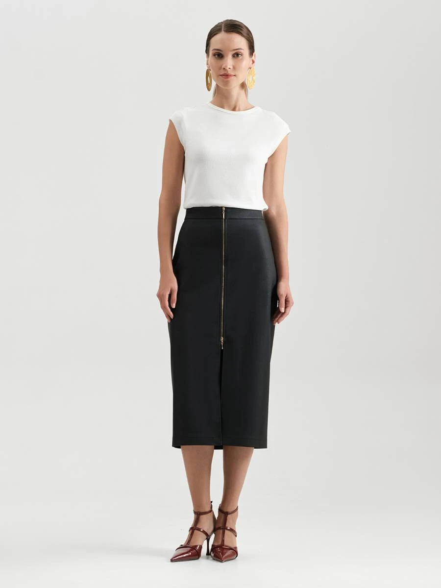 Юбка-карандаш из экокожи Юбка-карандаш из экокожи