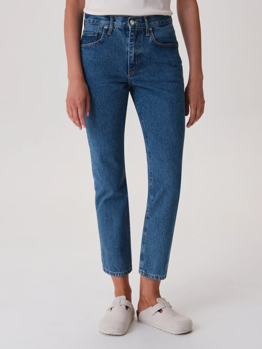 Прямые укороченные джинсы Прямые укороченные джинсы