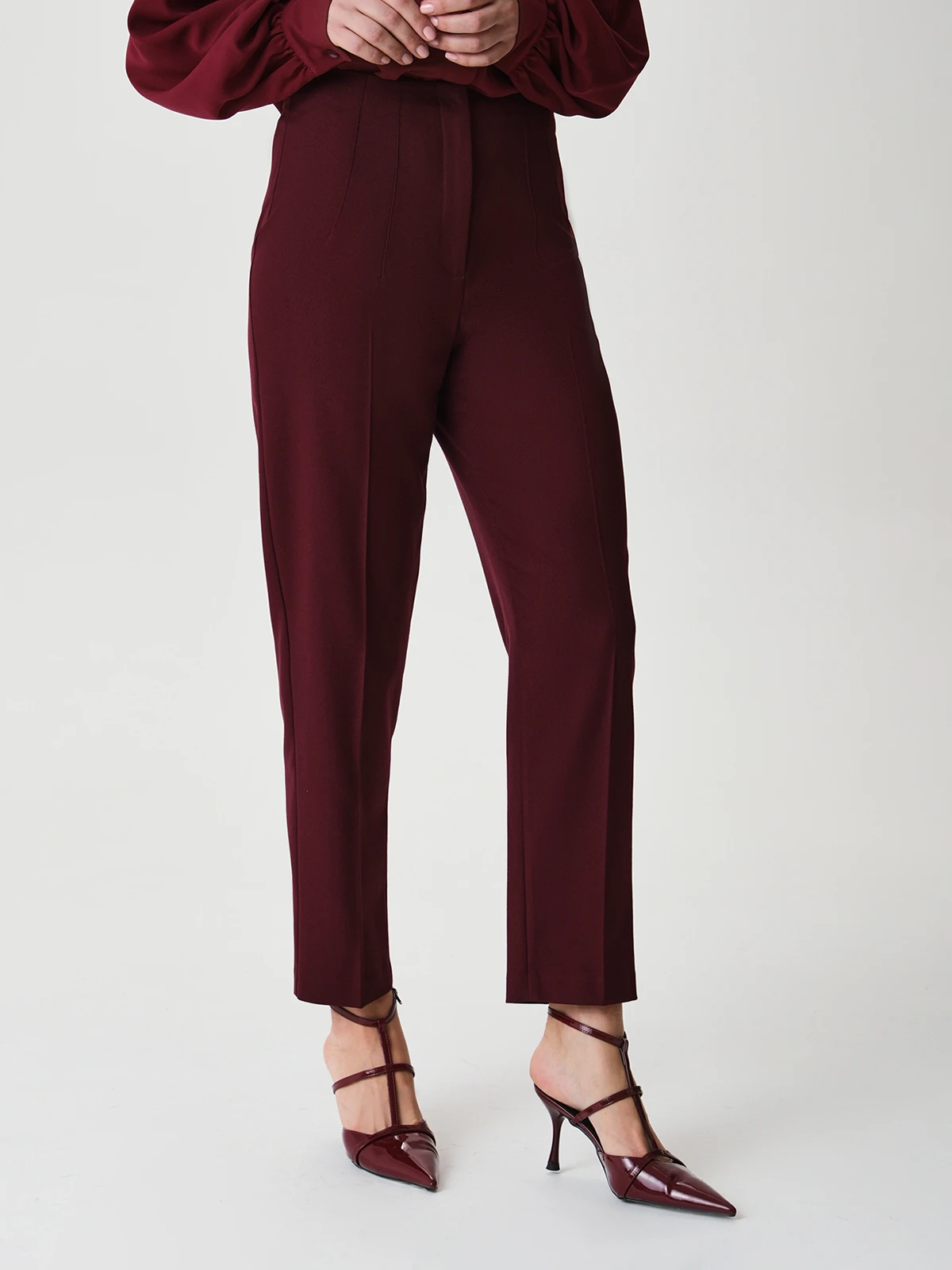 Укороченные брюки со стрелками