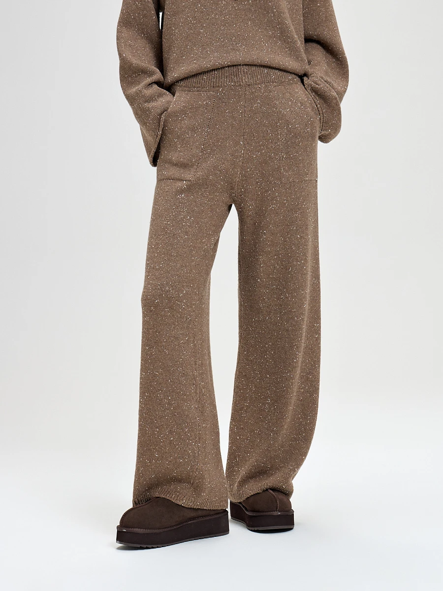 04.014.6795.377.7 Трикотажные брюки