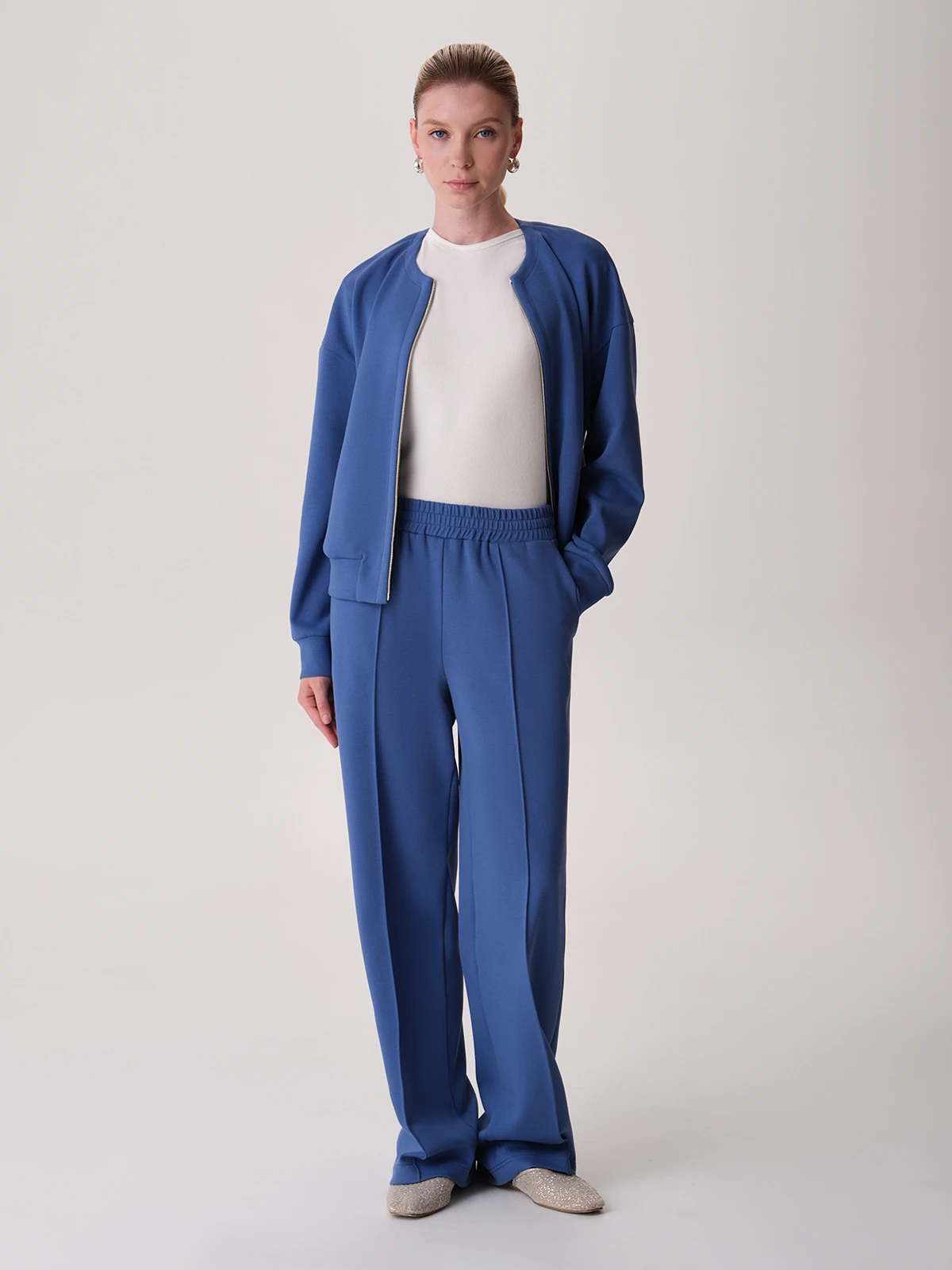 Трикотажные брюки со стрелками