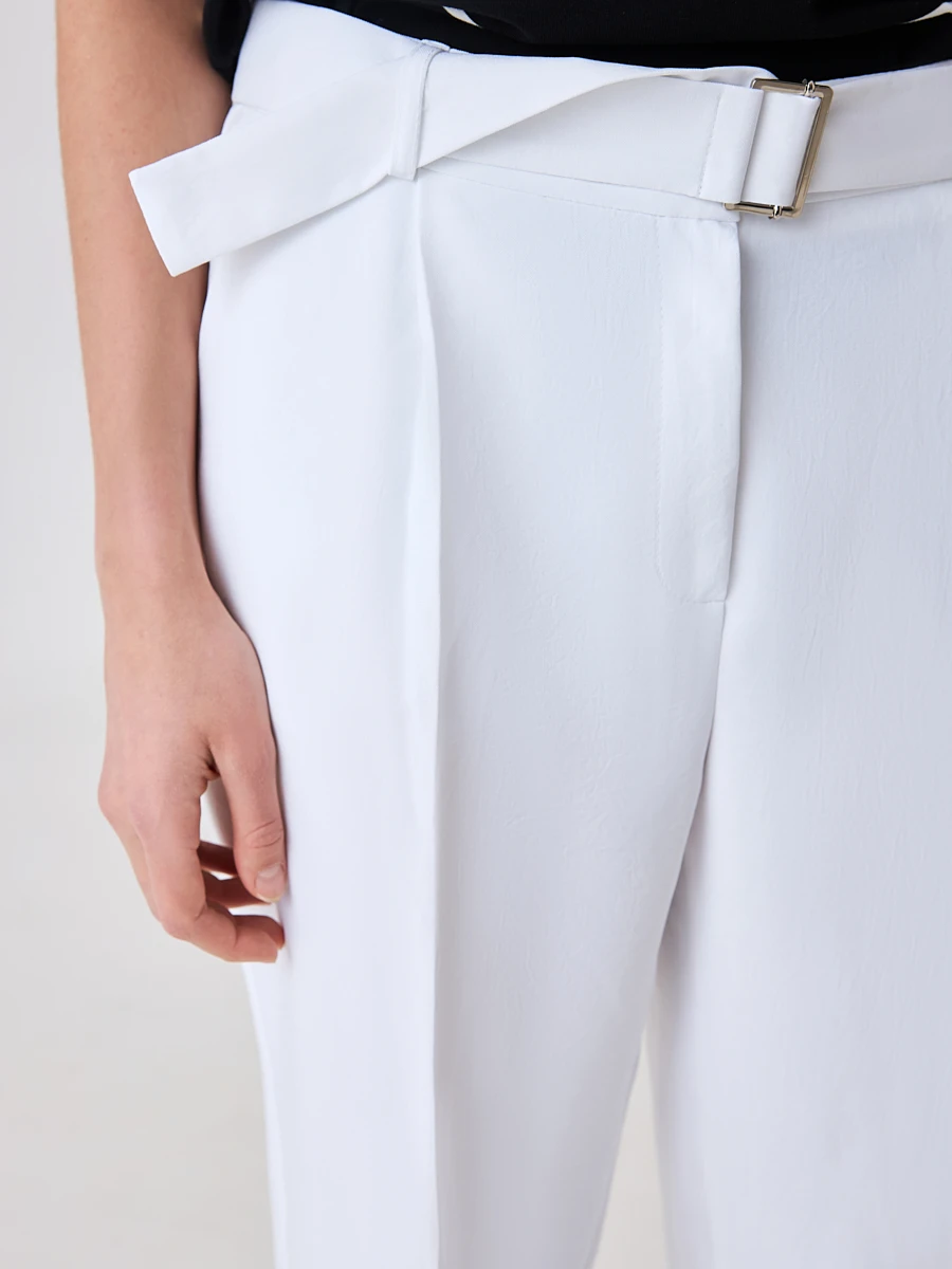 15.689.5726.006.2 Брюки 9/10