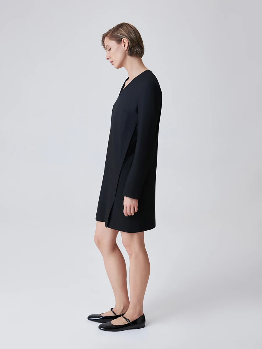 60.844.9130.001.1 Платье