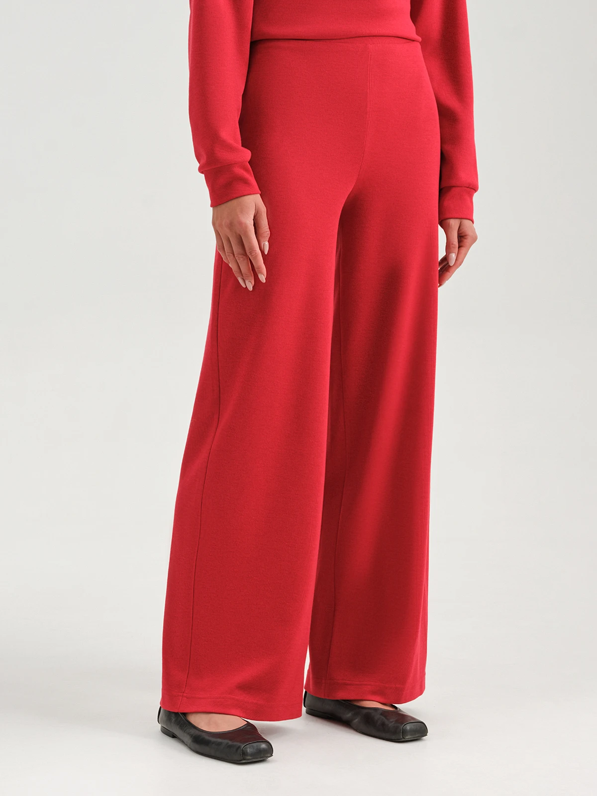 Свободные трикотажные брюки