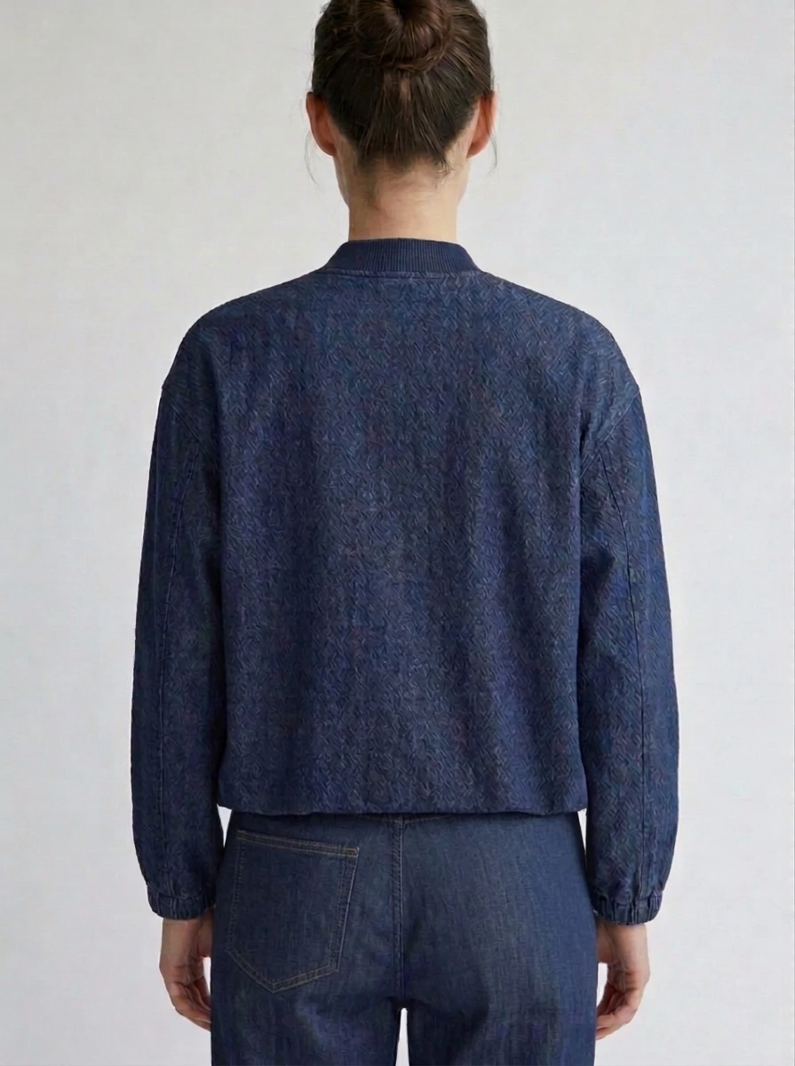 45.383.6799.332.7 Бомбер