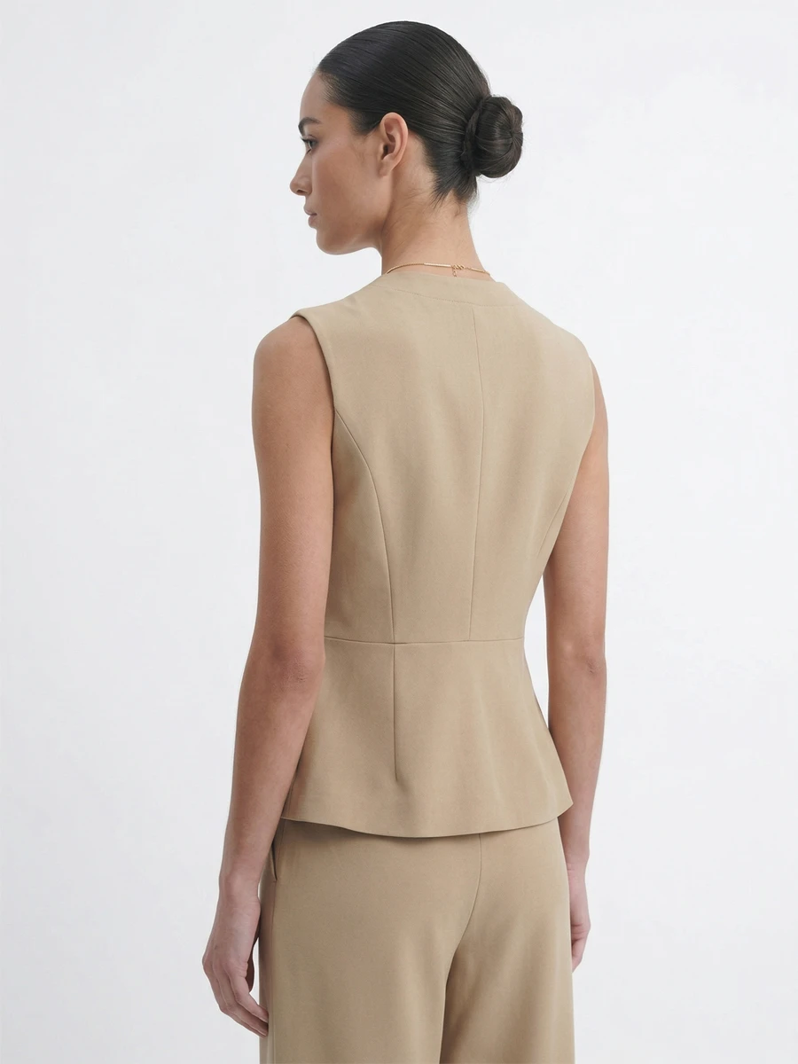 41.897.5012.097.2 Жилет