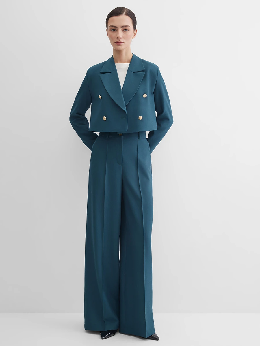 Жакет двубортный укороченный