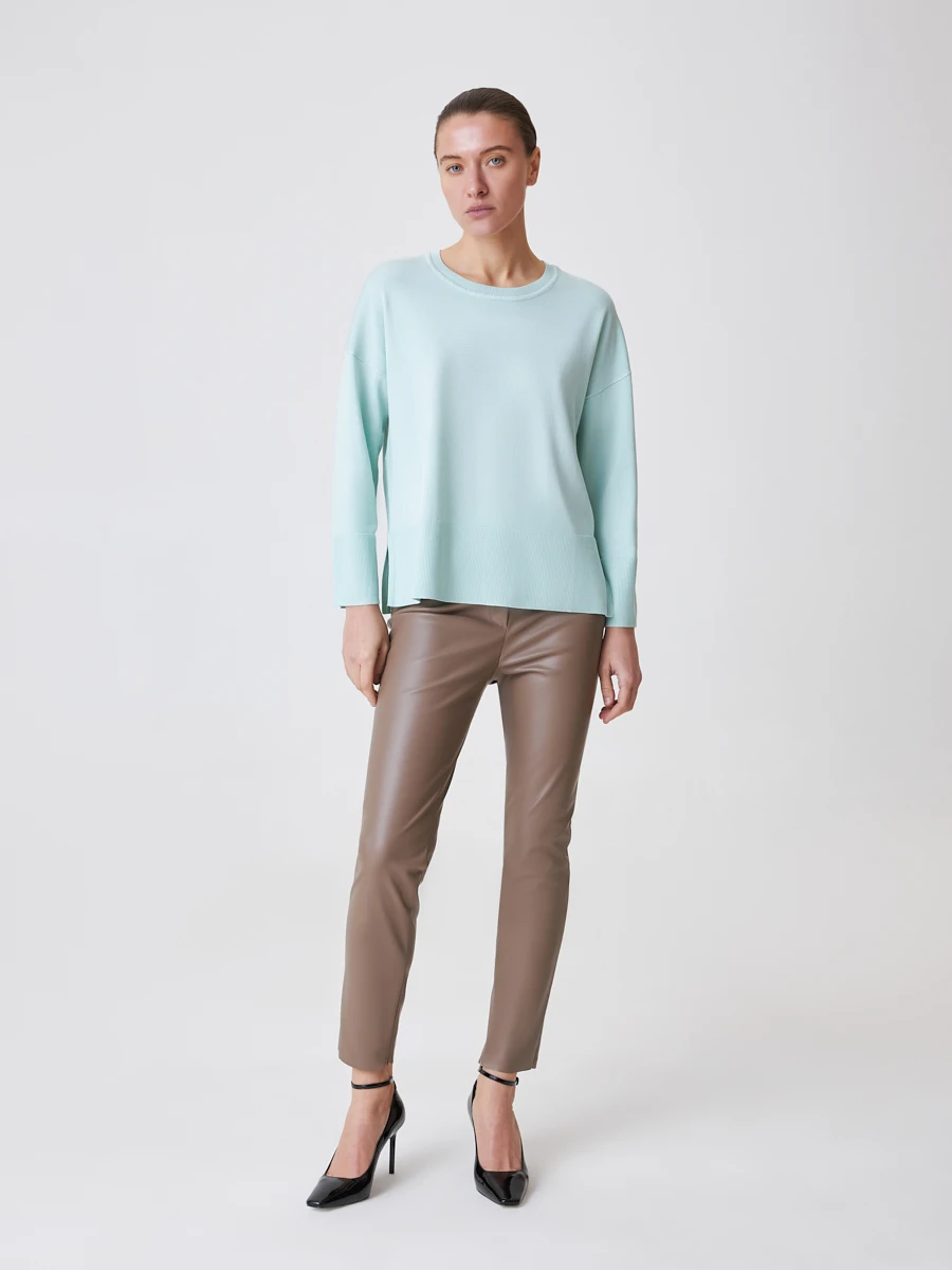 Трикотажный джемпер с разрезами