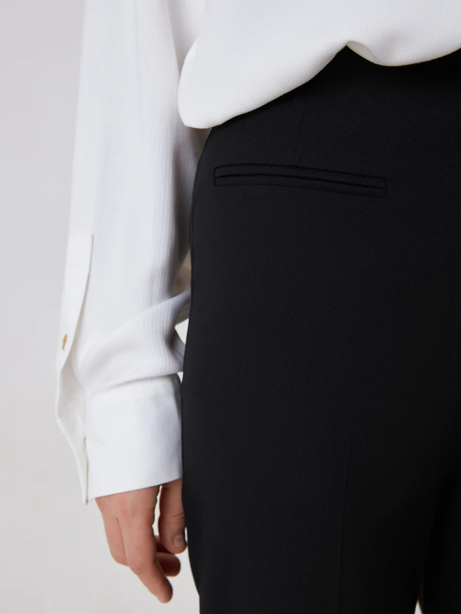 15.435.9242.001.1 Брюки 9/10