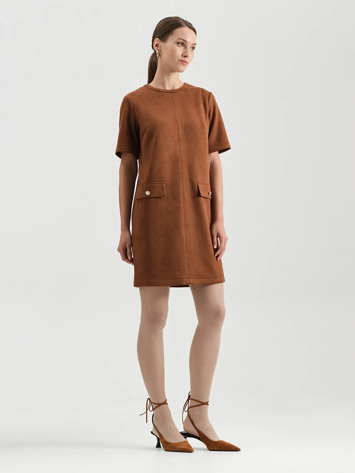 Платье из замши длины мини