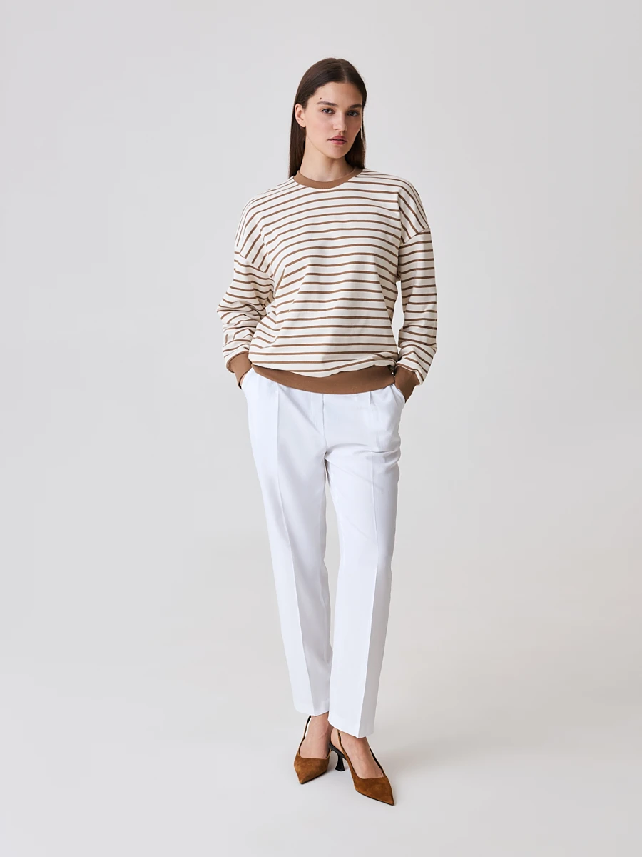 15.689.5726.006.2 Брюки 9/10