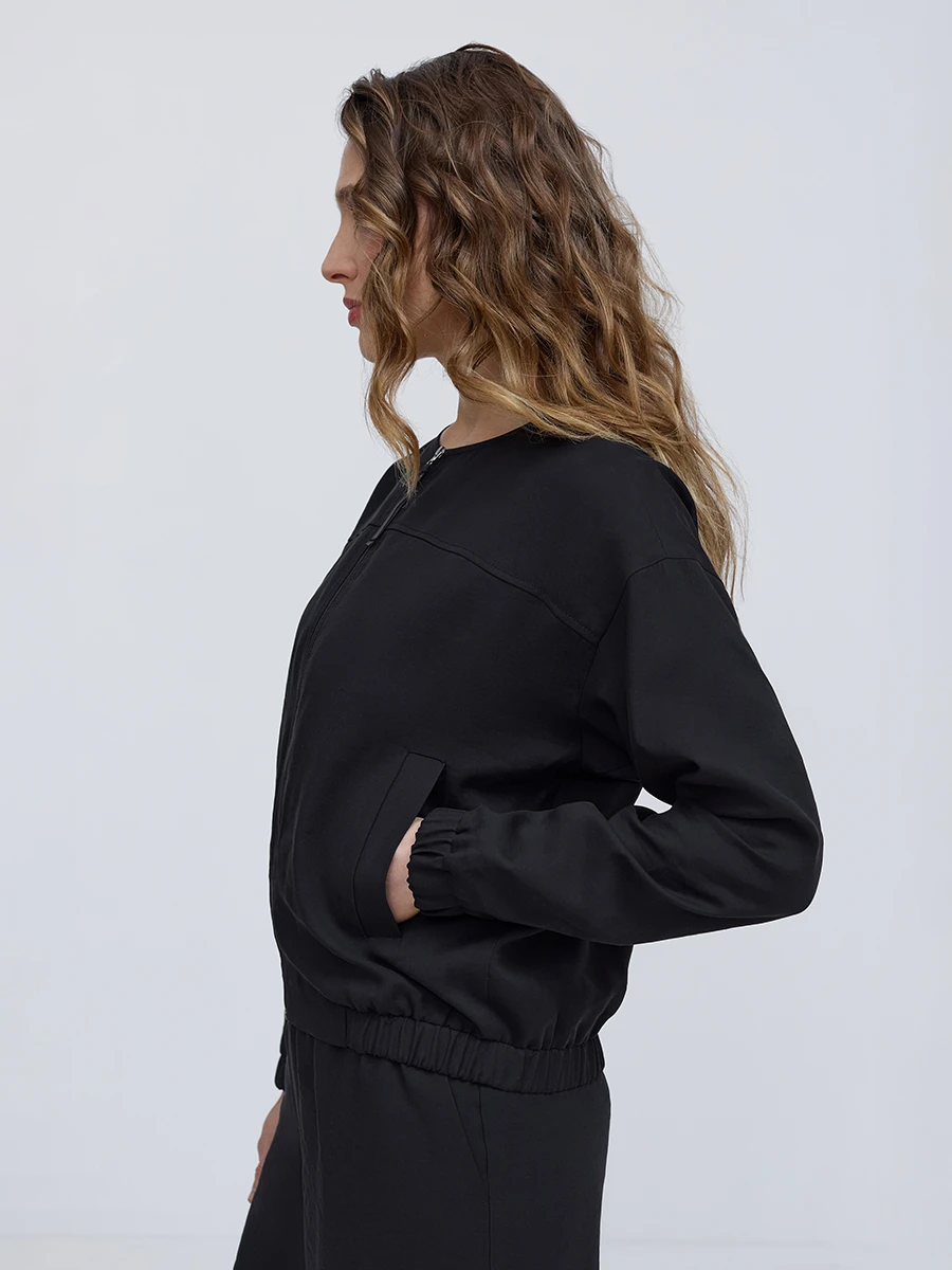 45.371.9198.001.1 Бомбер