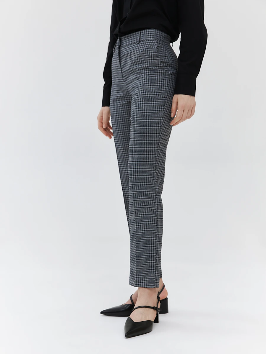 15.036.9249.105.1 Брюки 9/10