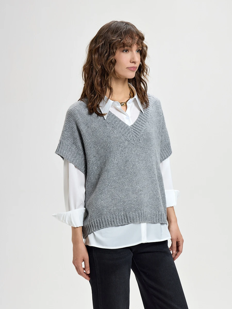 43.026.6786.305.7 Жилет трикотажный