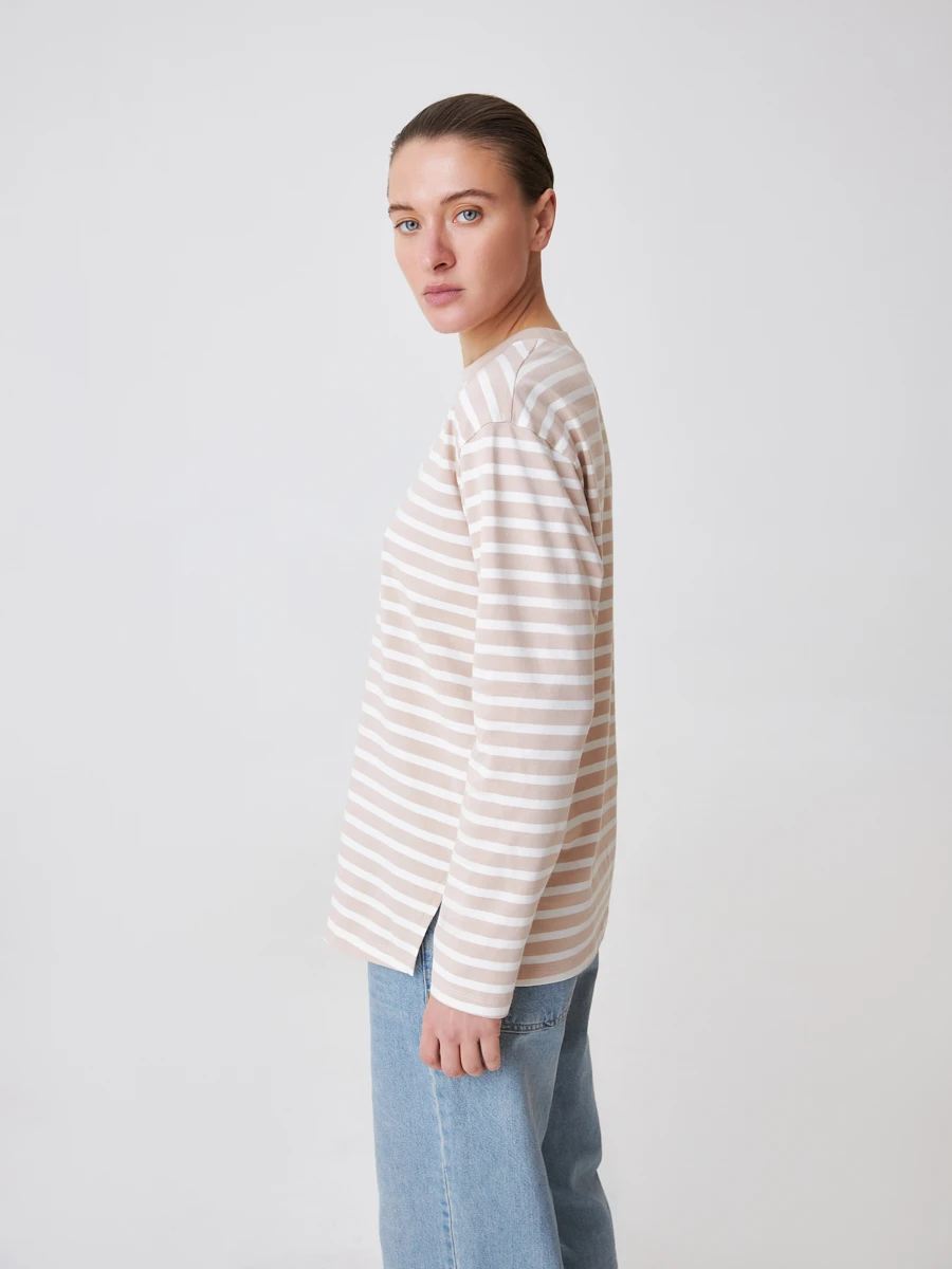 72.789.6085.277.1 Лонгслив