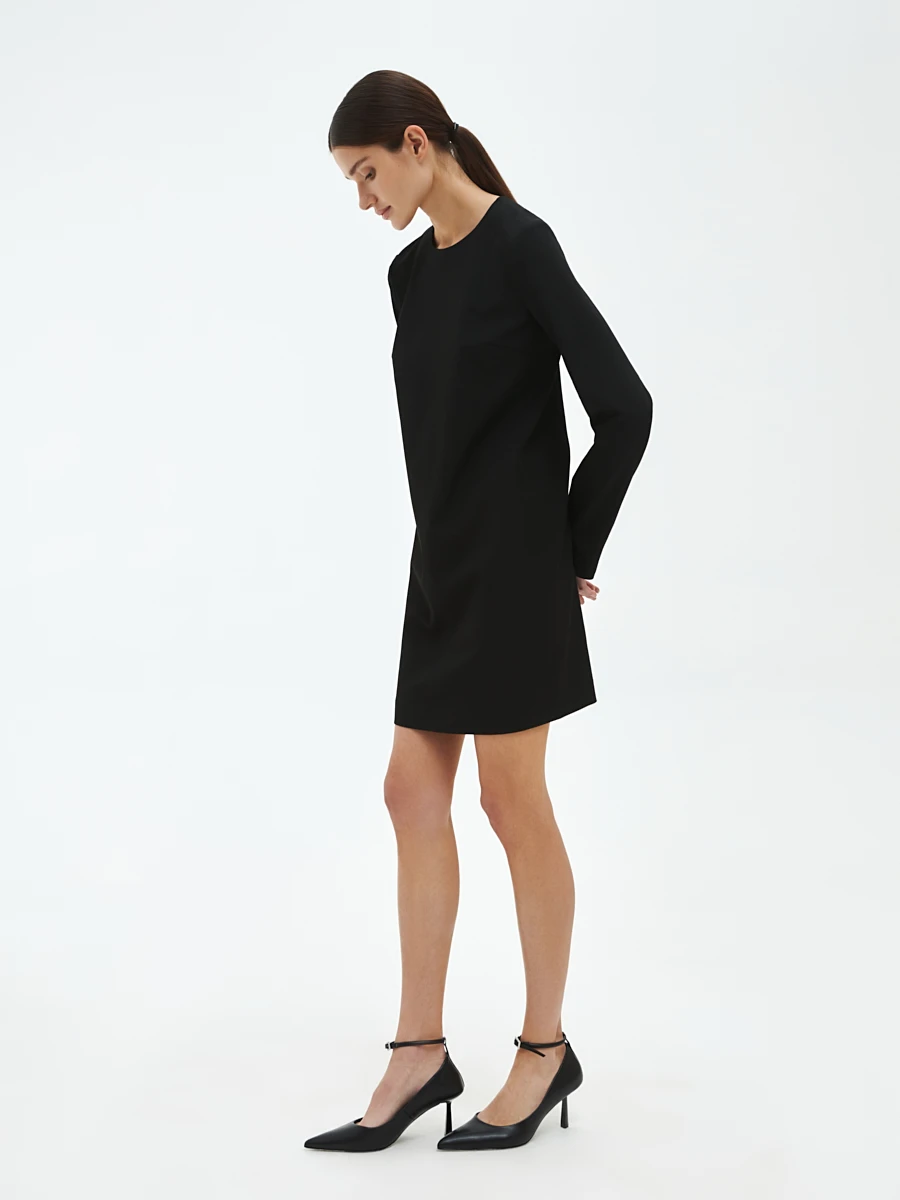 Платье мини с длинными рукавами