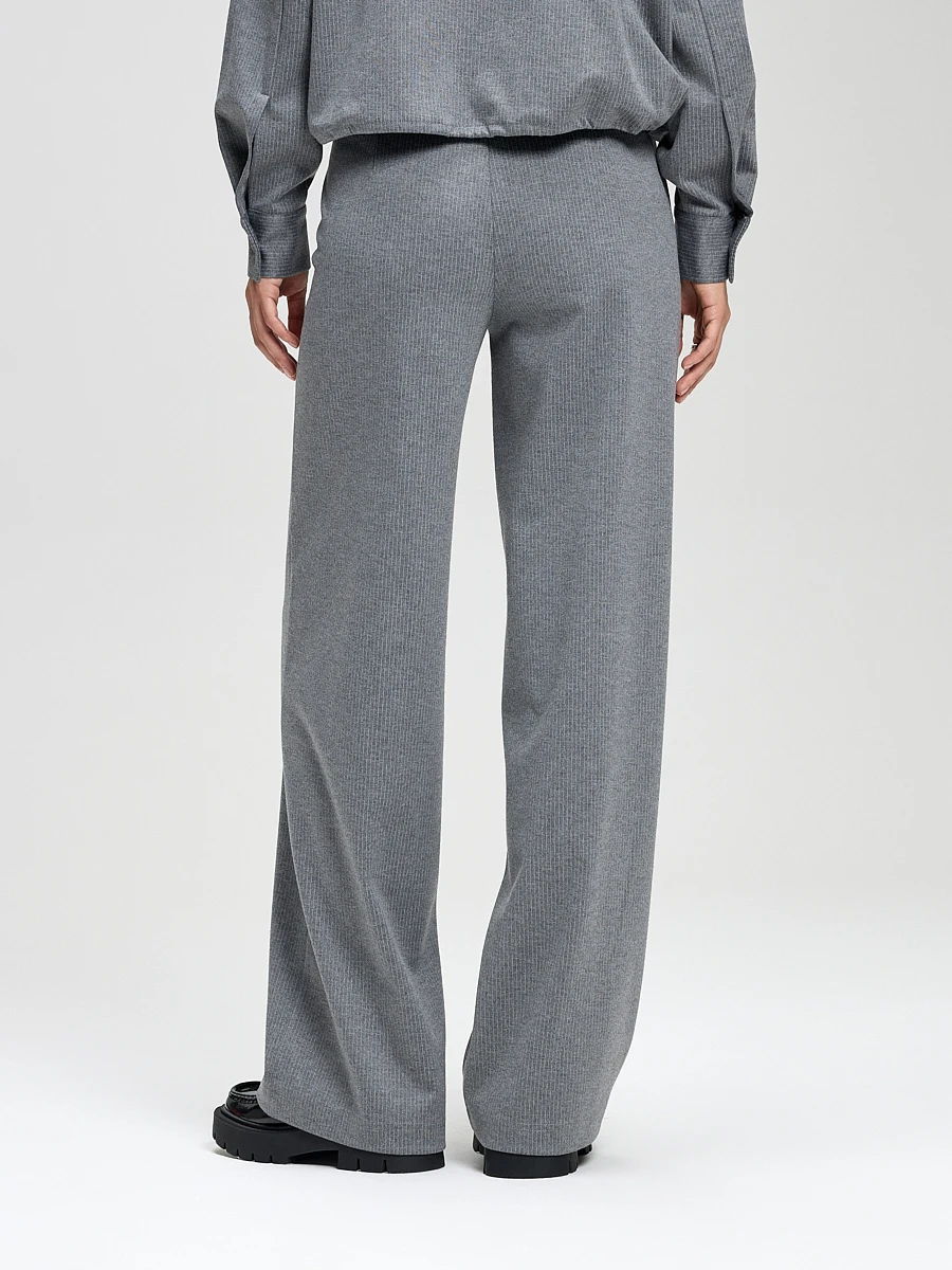 04.454.6841.205.1 Трикотажные брюки