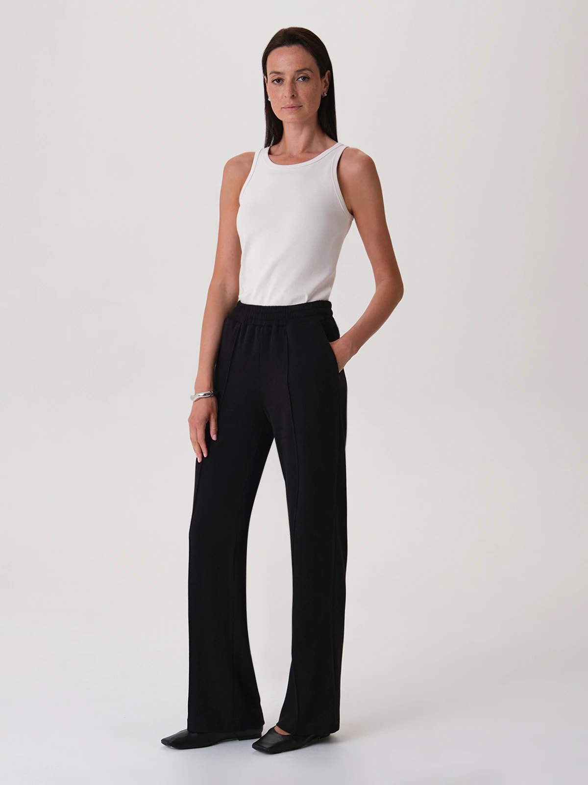 Трикотажные брюки со стрелками