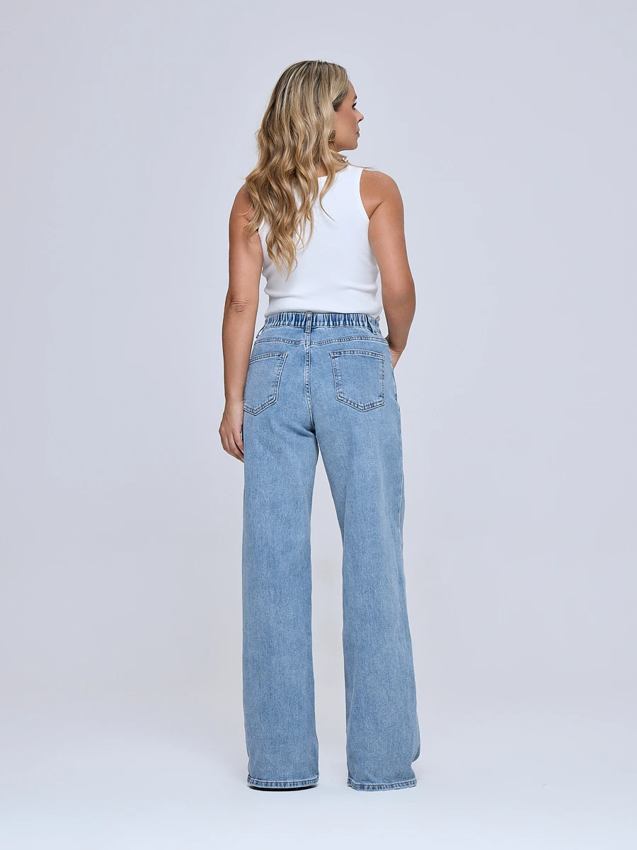 01.012.8034.033.7 Джинсы