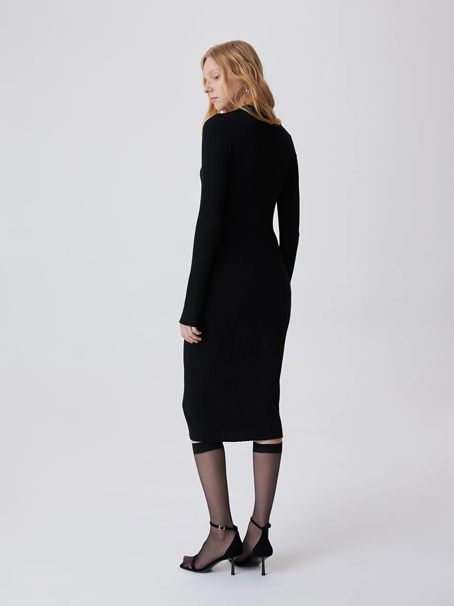 67.014.6183.001.1 Платье вязаное трикотажное