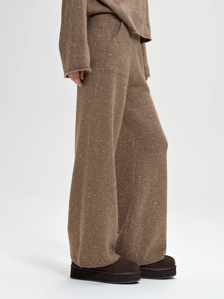 04.014.6795.377.7 Трикотажные брюки