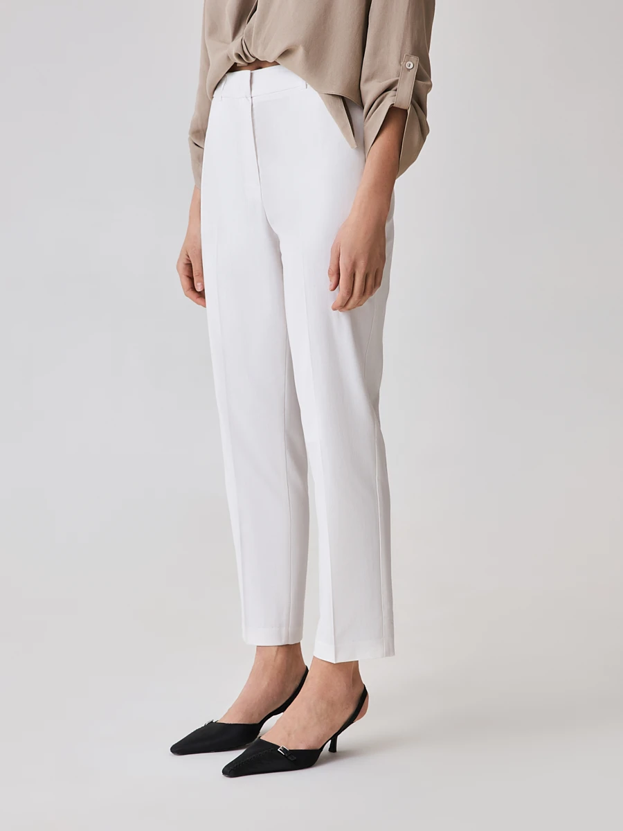 15.537.0142.007.1 Брюки 9/10