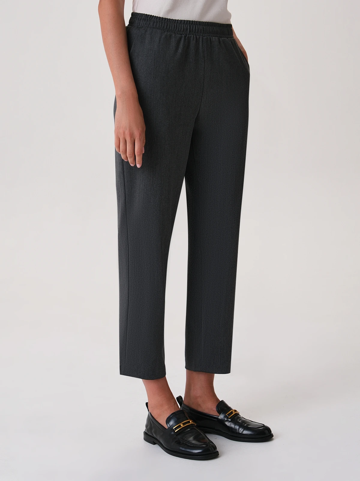 Укороченные брюки на резинке