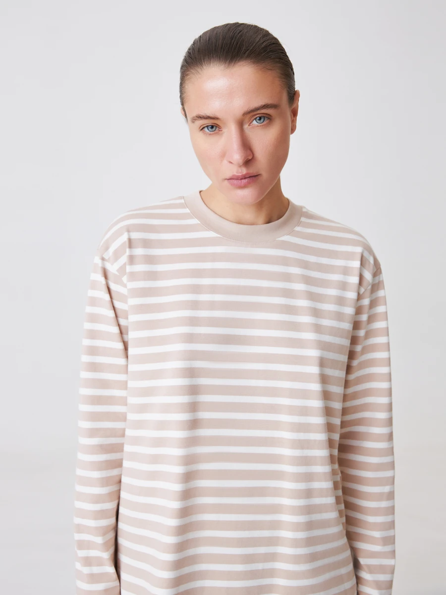 72.789.6085.277.1 Лонгслив