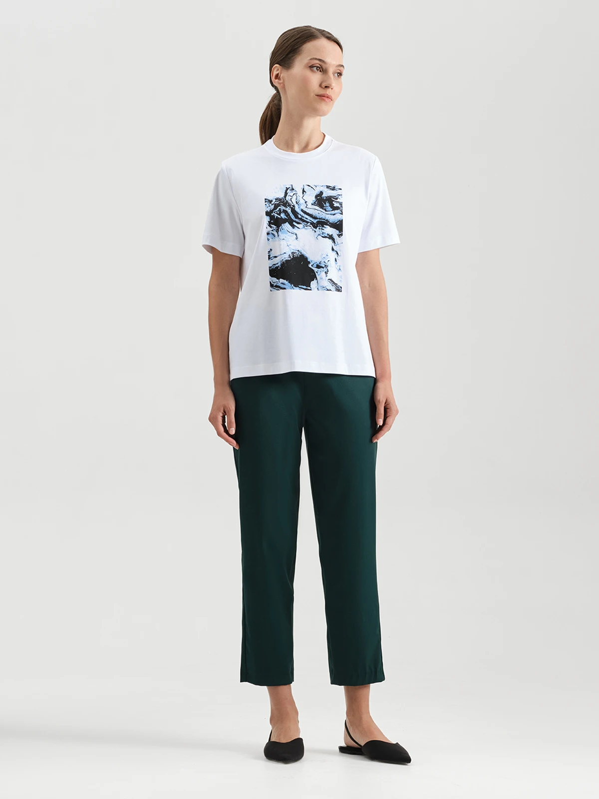 Свободная футболка с принтом