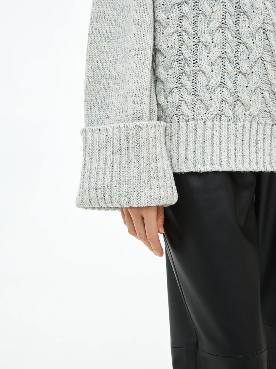 77.104.6193.308.1 Свитер